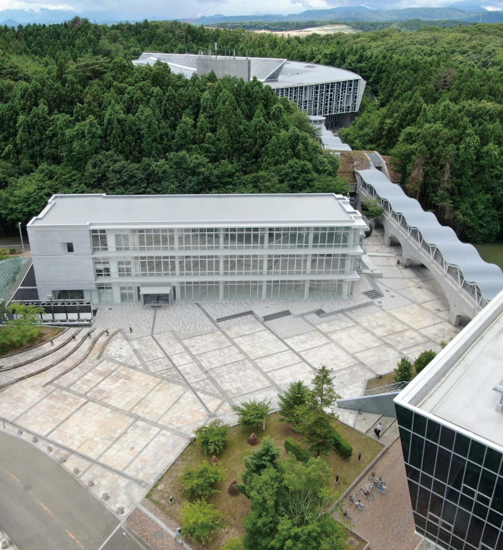 宮城大学デザイン研究棟