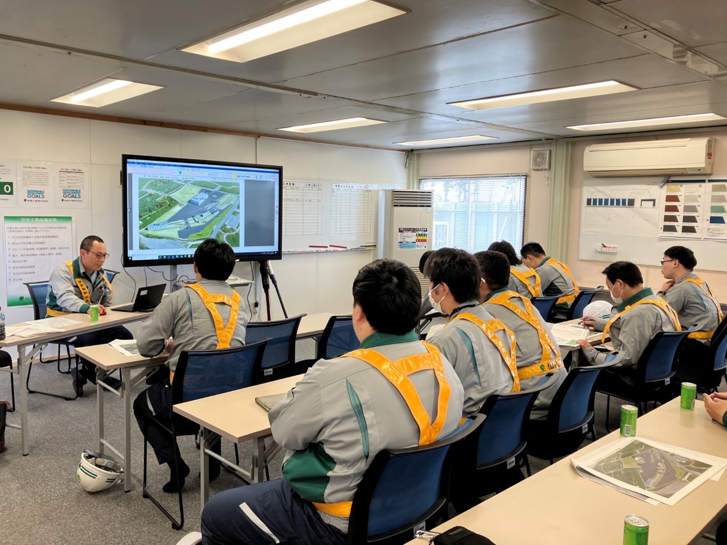 10月3,4,5日 土木工事見学会(概要説明)