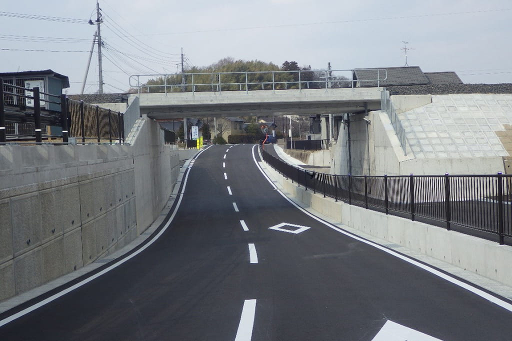 第1高子沼架道橋拡幅工事（土木）